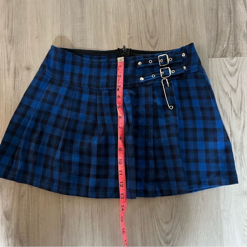 NWT vintage Lip Service blue plaid miniskirt with buckles and safety pin sz S - Picture 4 of 13